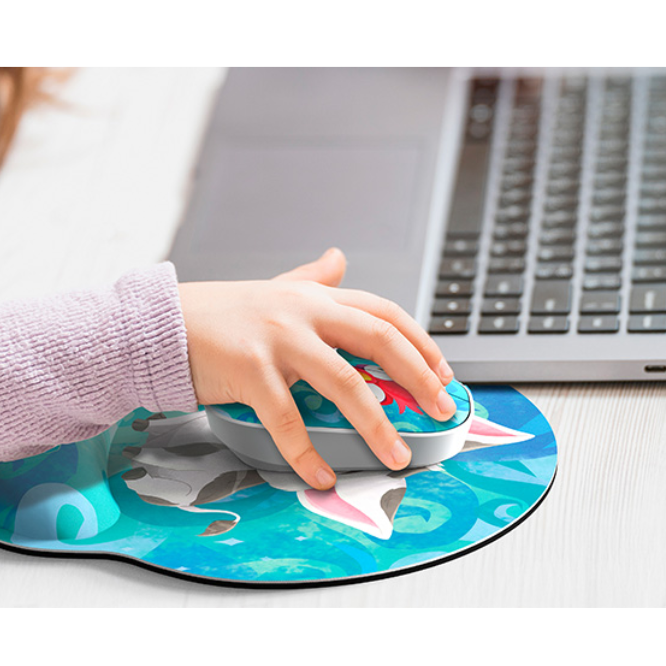 Kit Mouse Inalámbrico + Pad Mouse XTECH Edición Moana (XTM-DKT4MO)